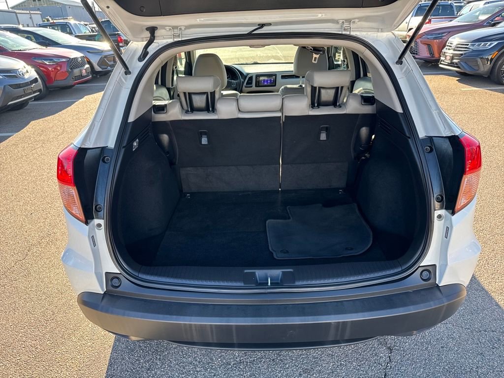 Used 2018 Honda HR-V EX-L image 7