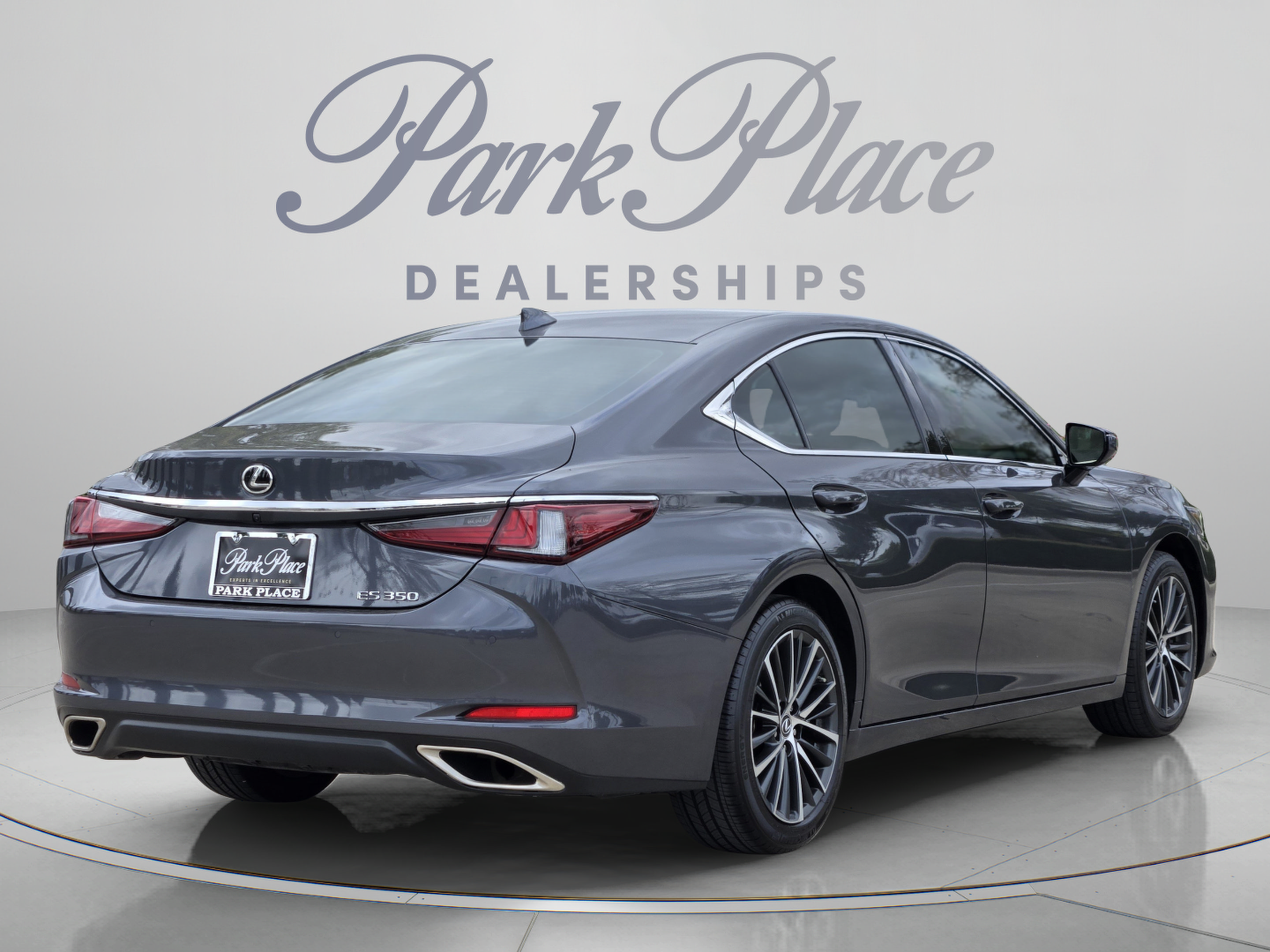 Used 2025 Lexus ES 350 w/ Premium Package FWD image 5