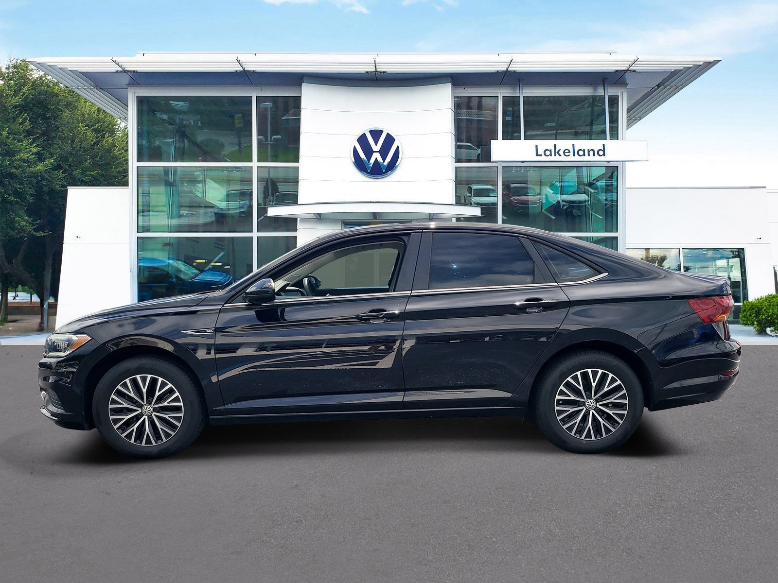 Used 2019 Volkswagen Jetta SEL w/ Cold Weather Package FWD image 5