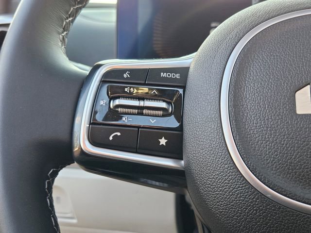 Used 2025 Kia Sorento EX w/ Panoramic Sunroof Package image 26
