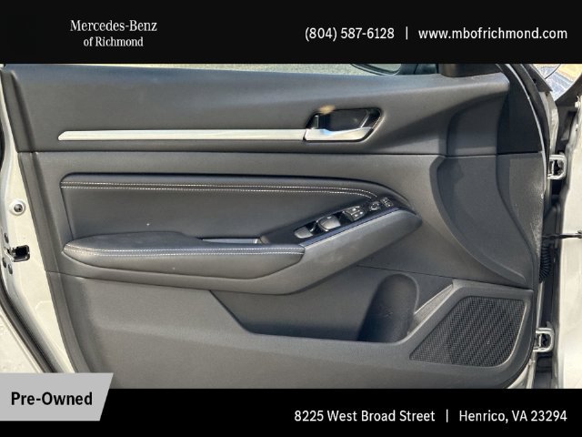 Used 2023 Nissan Altima 2.5 SV w/ SV Premium Package FWD image 12