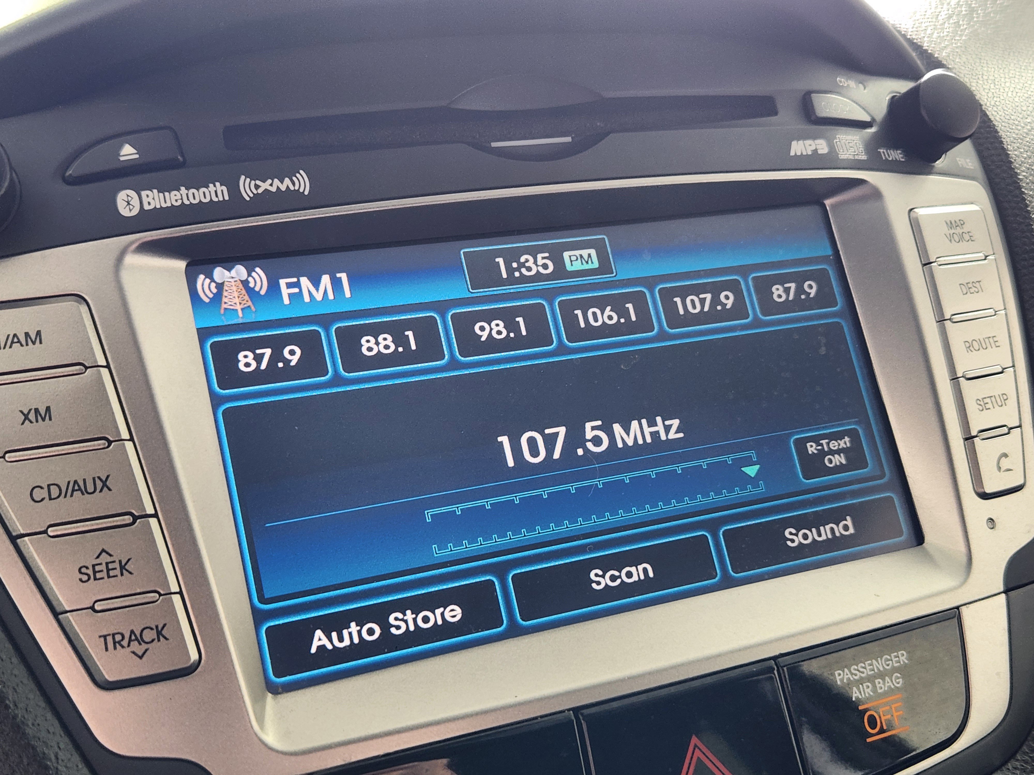 Used 2012 Hyundai Tucson Limited w/ Premium Pkg image 22