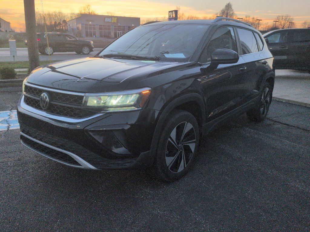 Used 2024 Volkswagen Taos SE