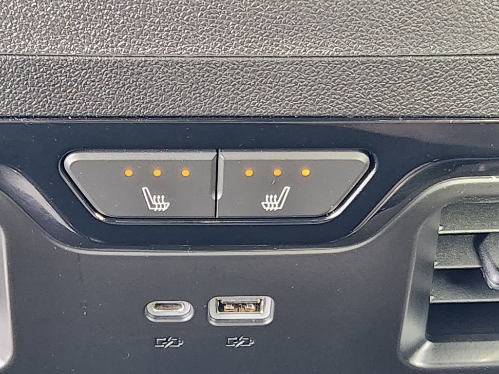 Certified 2023 GMC Sierra 1500 AT4 w/ AT4 Premium Package image 15