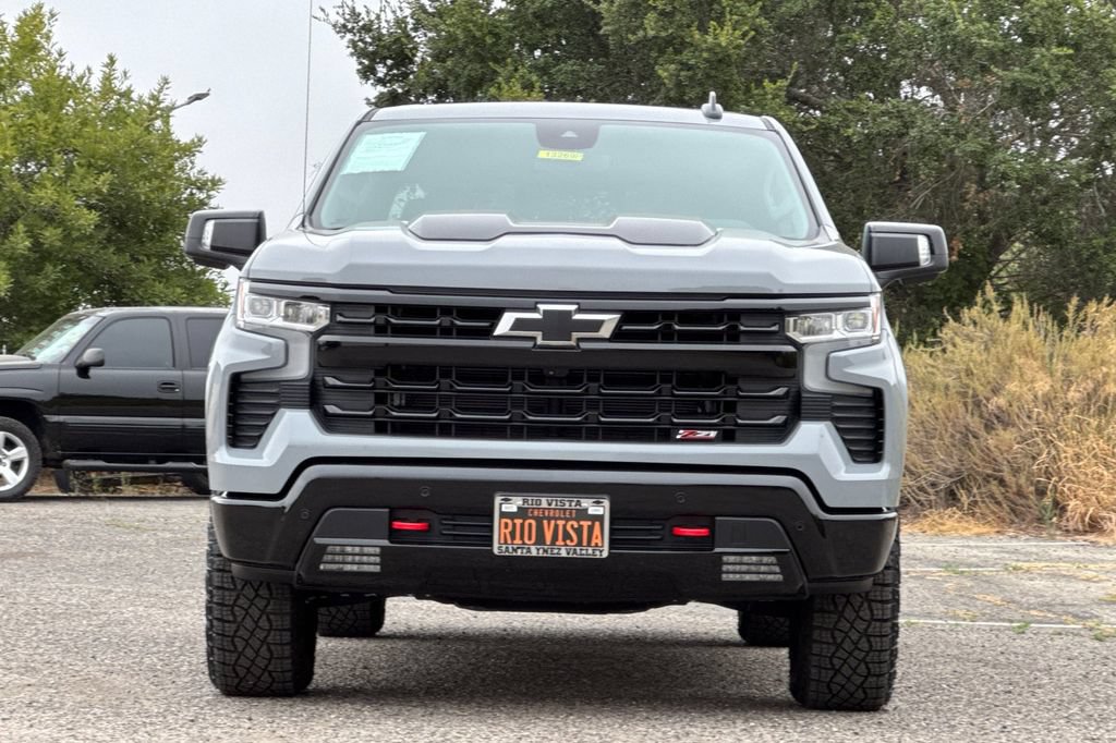 Used 2024 Chevrolet Silverado 1500 LT Trail Boss w/ LT Trail Boss Premium Package AWD/4WD image 9