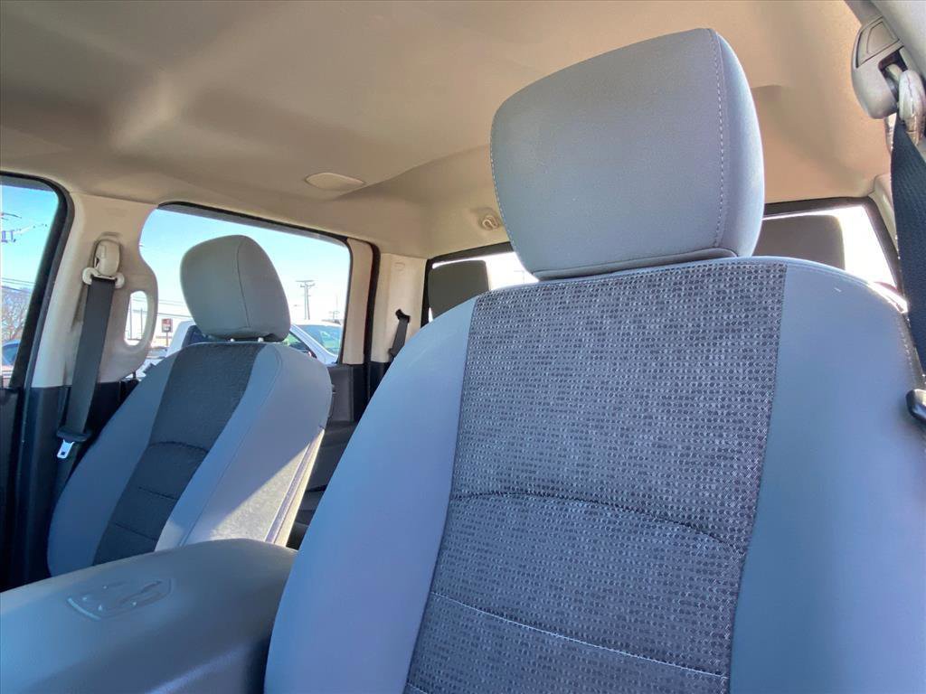 Used 2013 RAM 1500 Classic SLT w/ Remote Start & Security Group image 19