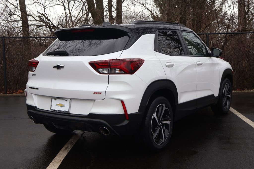 Certified 2023 Chevrolet TrailBlazer RS w/ Sun and Liftgate Package image 9