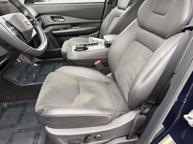 Used 2023 Nissan Ariya FWD image 15
