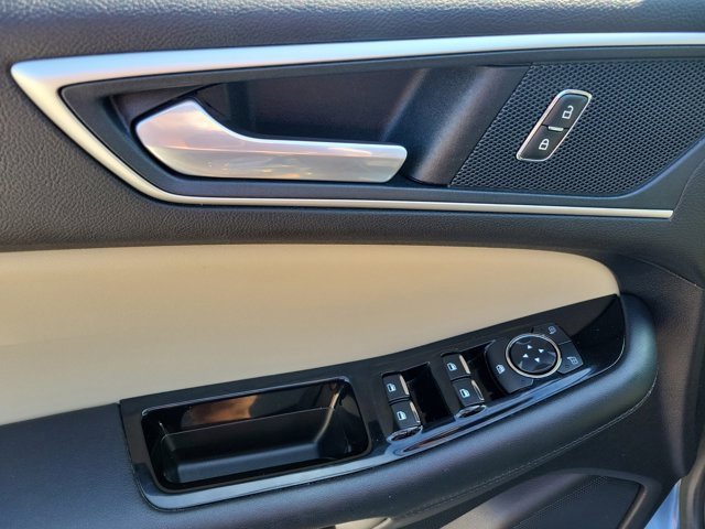 Certified 2019 Ford Edge SEL w/ Equipment Group 201A image 22