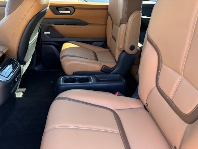Used 2026 Nissan Armada SL w/ Captain's Chari Seat Package RWD image 23