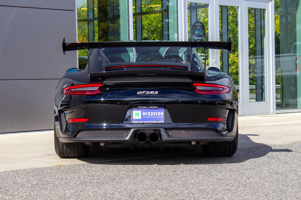 Used 2019 Porsche 911 GT3 RS w/ Weissach Package RWD image 9