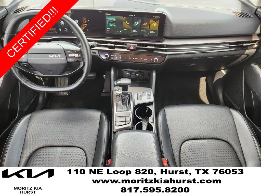 Certified 2026 Kia Sportage EX w/ EX Panorama Roof Package FWD image 5