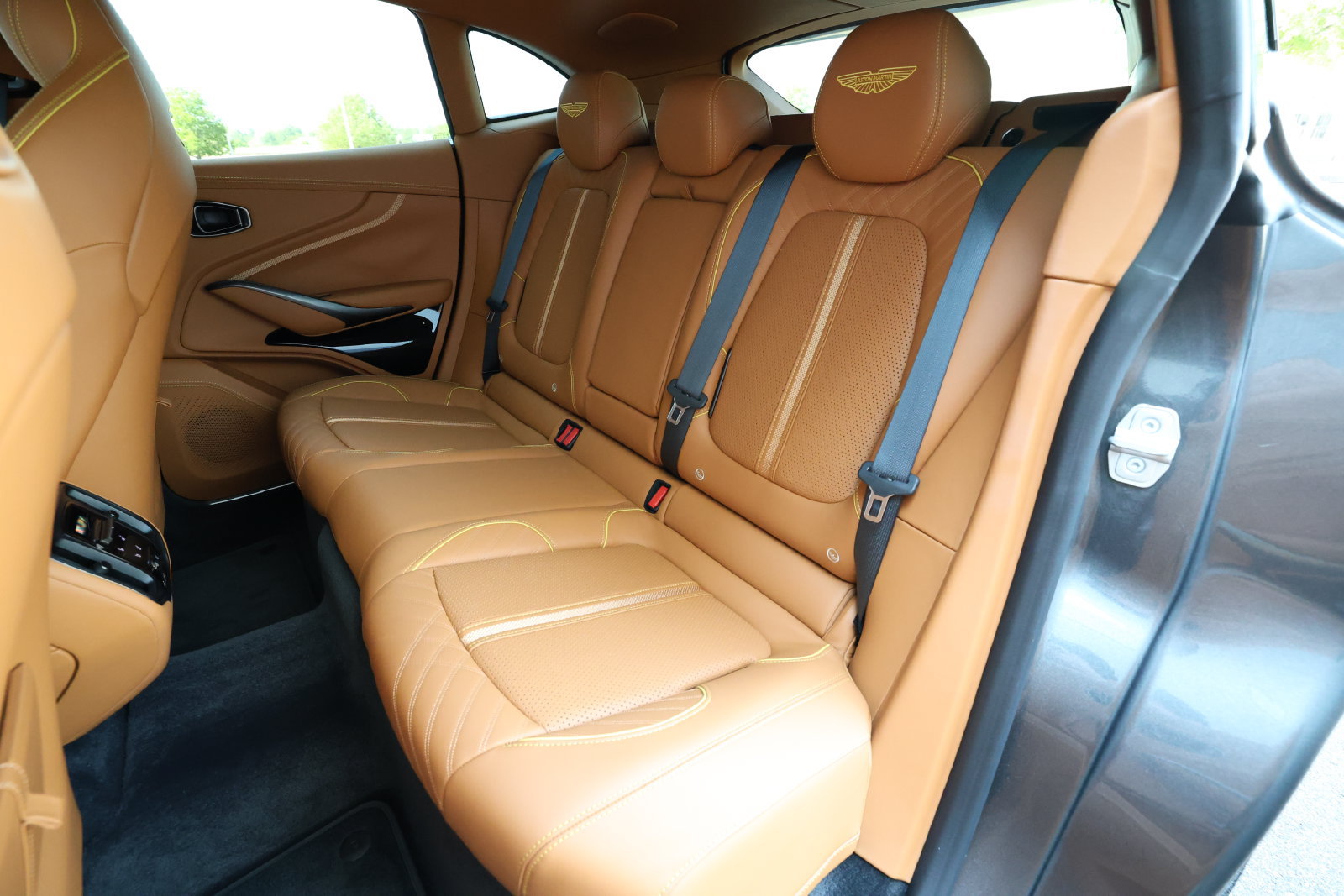 Used 2025 Aston Martin DBX 707 AWD/4WD image 20