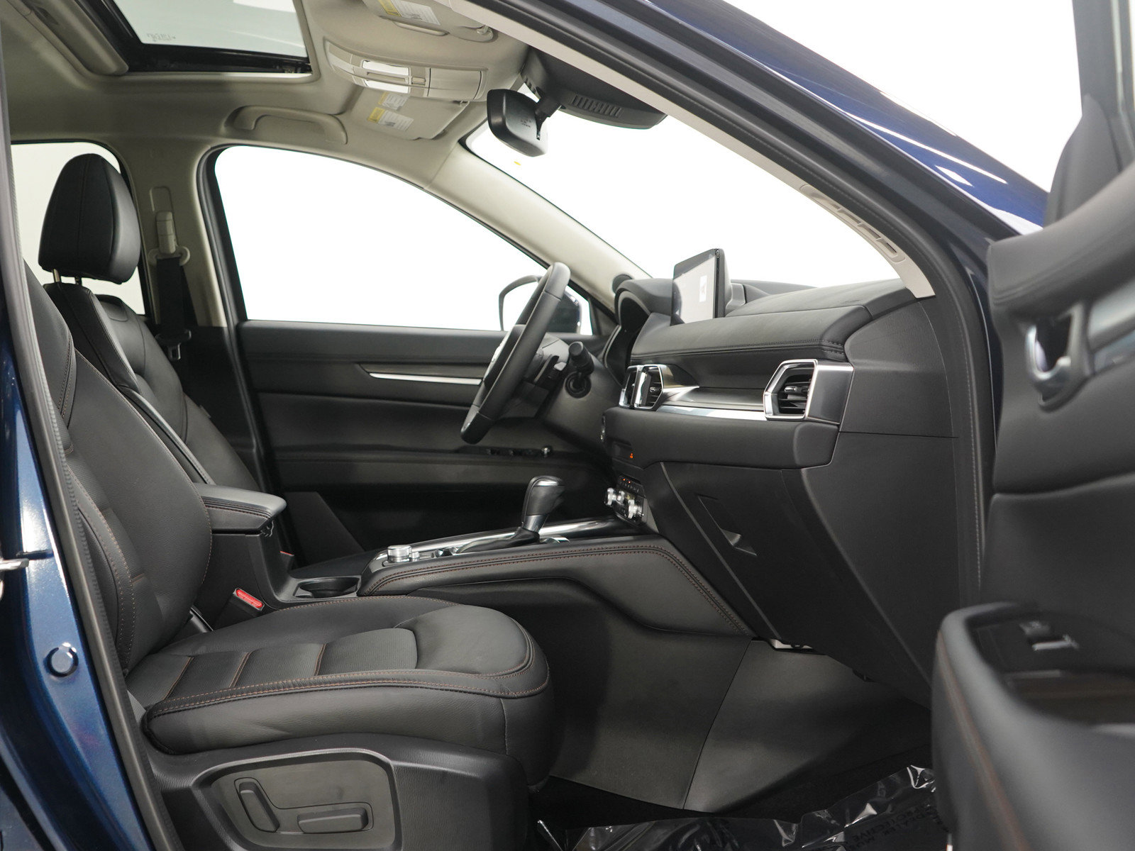 Used 2023 MAZDA CX-5 AWD 2.5 S w/ Premium Package image 11