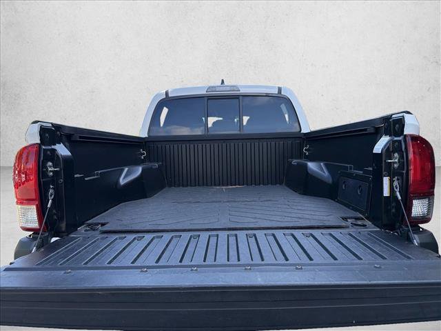 Used 2020 Toyota Tacoma SR w/ SR Convenience Package RWD image 23