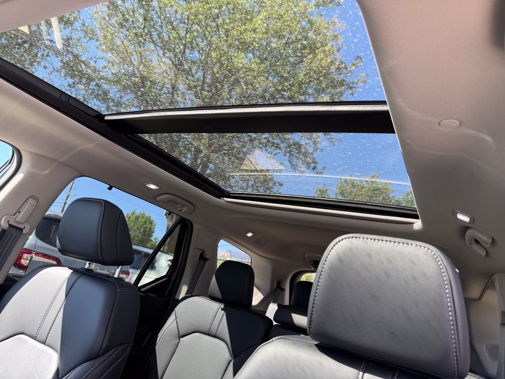 Certified 2026 Honda Pilot Touring image 25