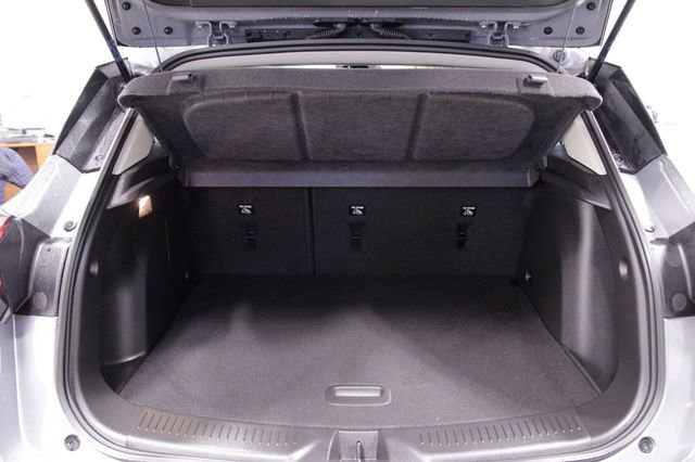 Used 2023 Buick Encore GX Select w/ Safety Package II image 21