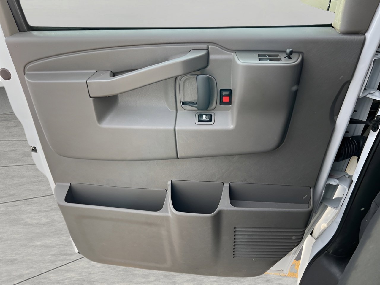 Used 2024 Chevrolet Express 2500 w/ Driver Convenience Package image 46