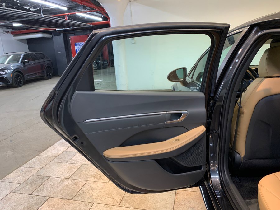 Used 2023 Hyundai Sonata Limited FWD image 45