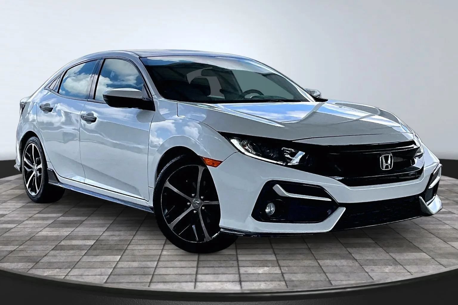 Used 2021 Honda Civic Sport image 3
