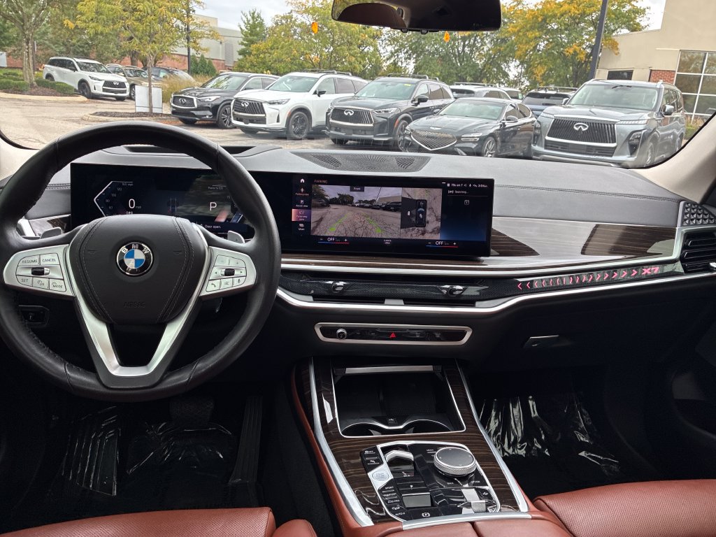 Used 2023 BMW X7 xDrive40i AWD/4WD image 16