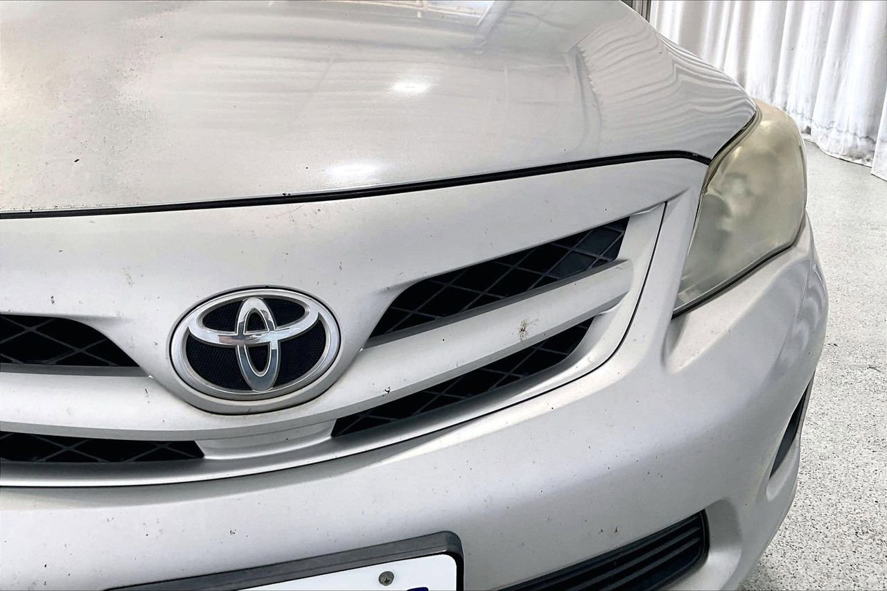 Used 2012 Toyota Corolla LE FWD image 7