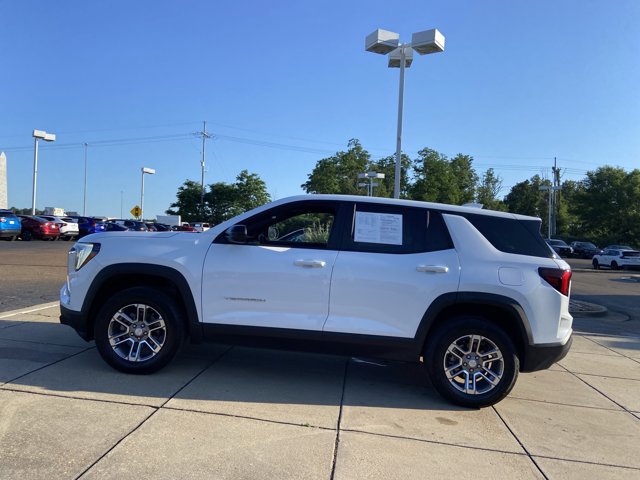 Used 2025 GMC Terrain Elevation AWD/4WD image 4