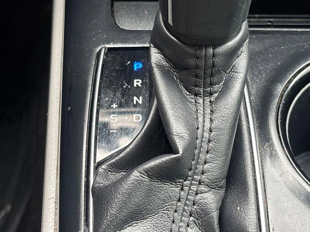 Used 2018 Toyota Camry SE image 14