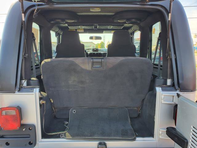 Used 2004 Jeep Wrangler Sport image 17