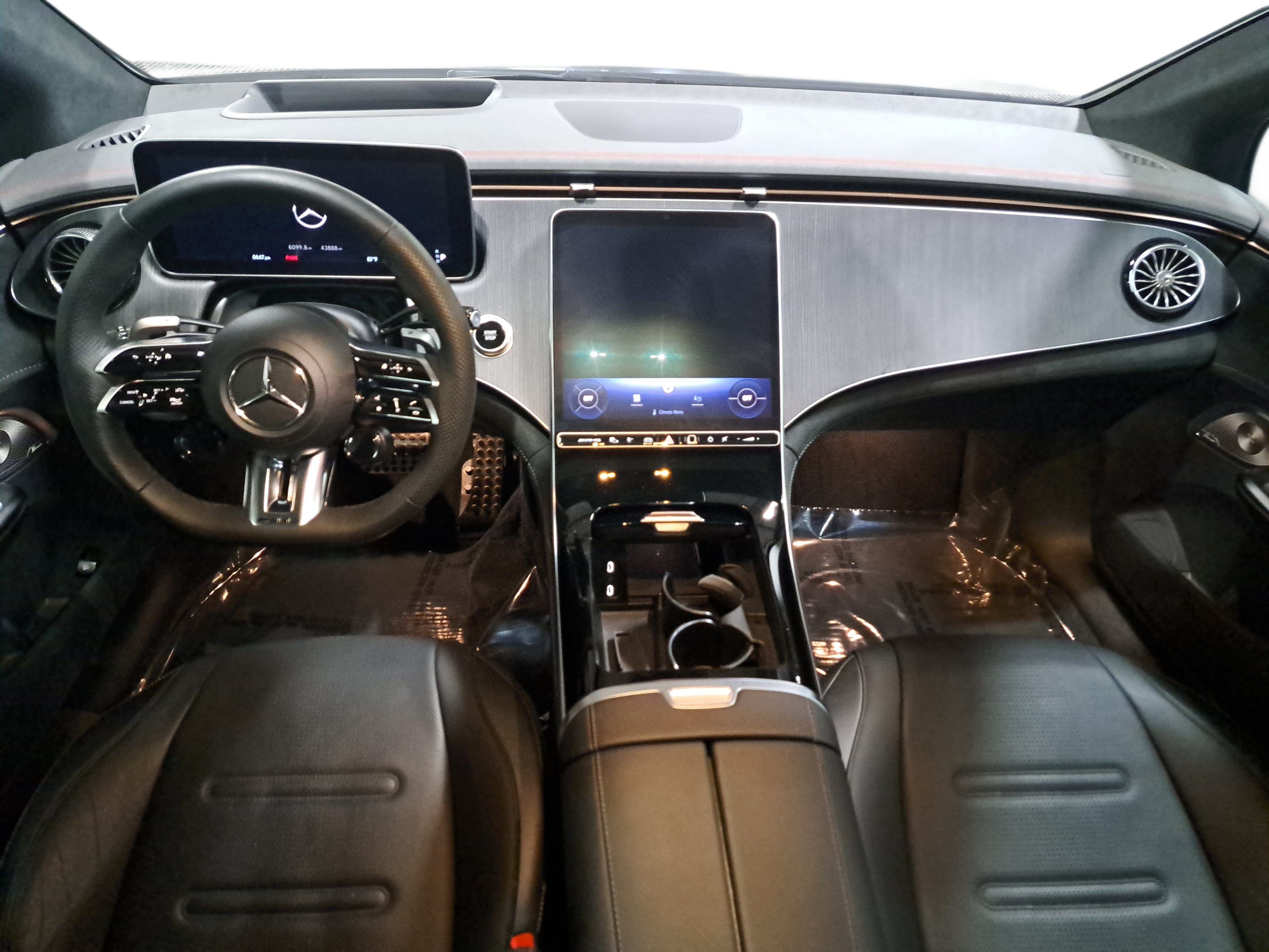 Used 2023 Mercedes-Benz EQE AMG 4MATIC Sedan image 9