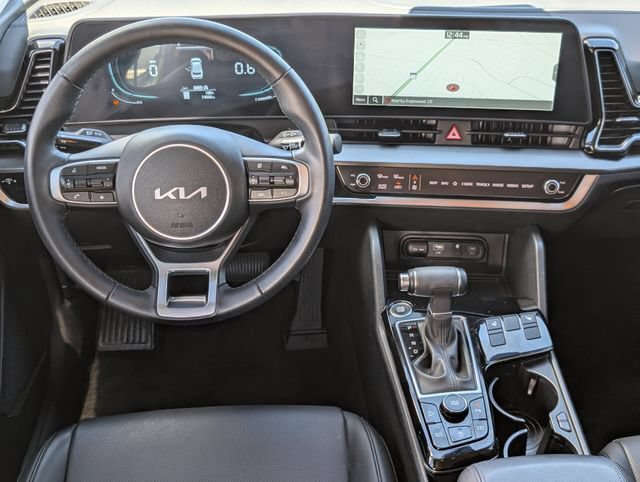 Used 2025 Kia Sportage EX FWD image 19