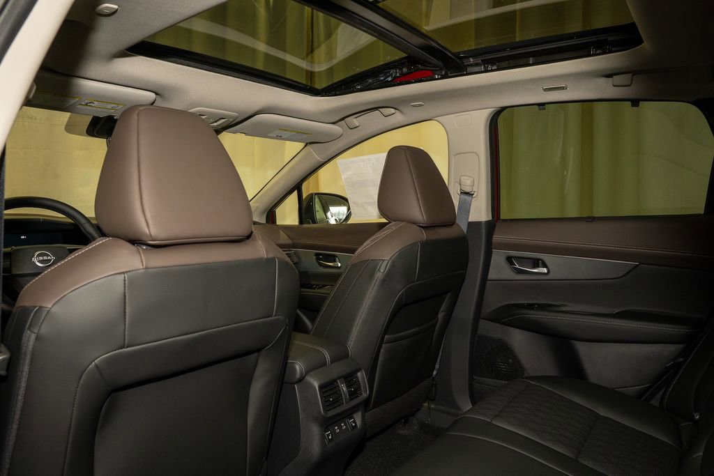 New 2026 Nissan Murano Platinum w/ Cargo Package image 17