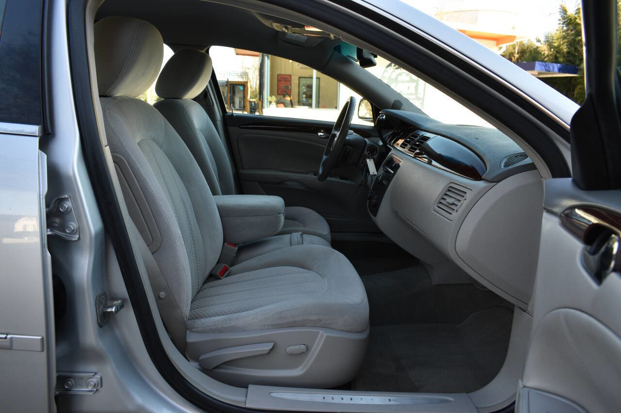 Used 2011 Buick Lucerne CX FWD image 8