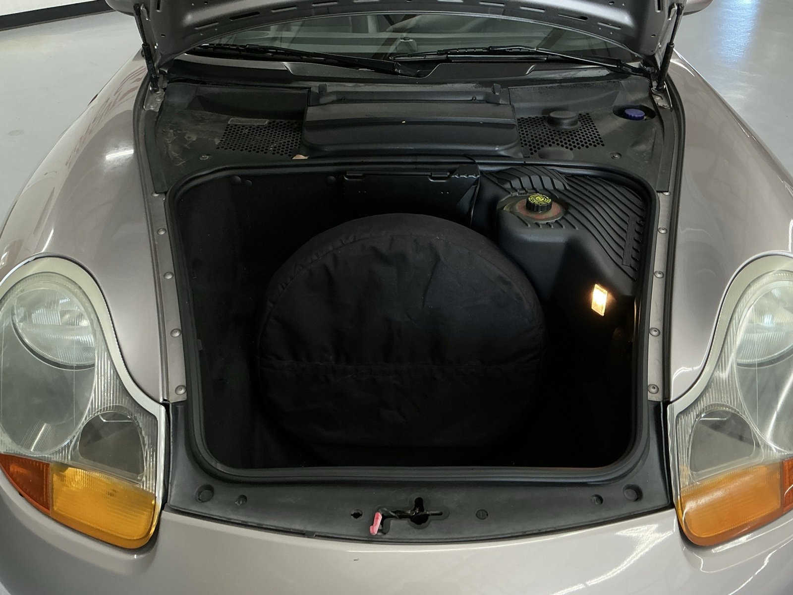 Used 2002 Porsche Boxster S image 11