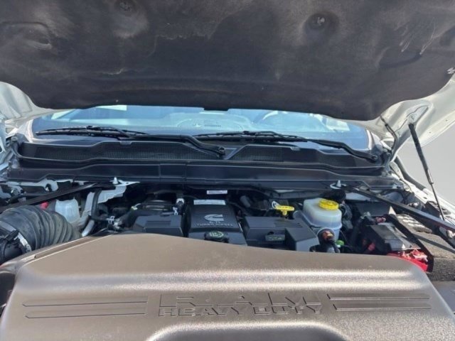 Used 2024 RAM 3500 SLT w/ Quick Order Package 2YG SLT AWD/4WD image 35