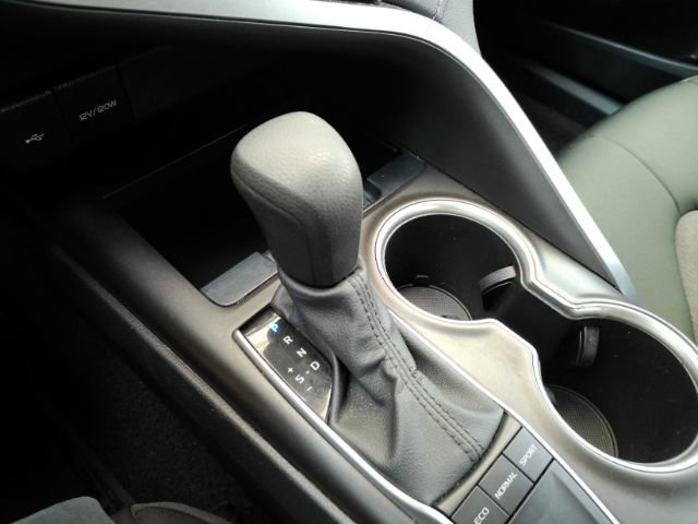 Used 2023 Toyota Camry LE FWD image 41