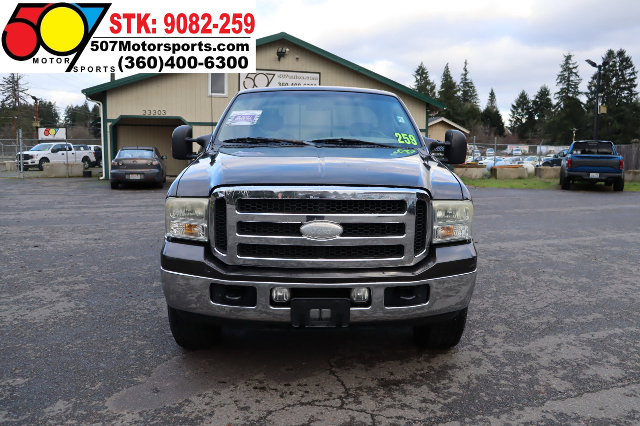 Used 2005 Ford F350 Lariat image 12