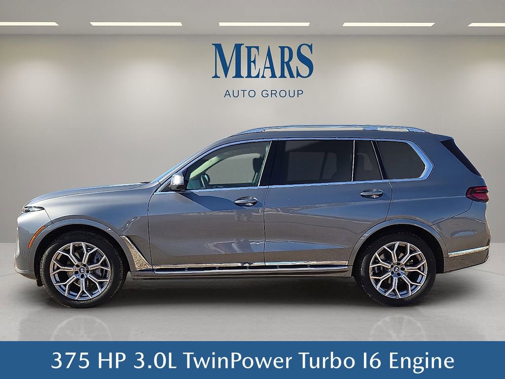 Used 2026 BMW X7 xDrive40i AWD/4WD image 3