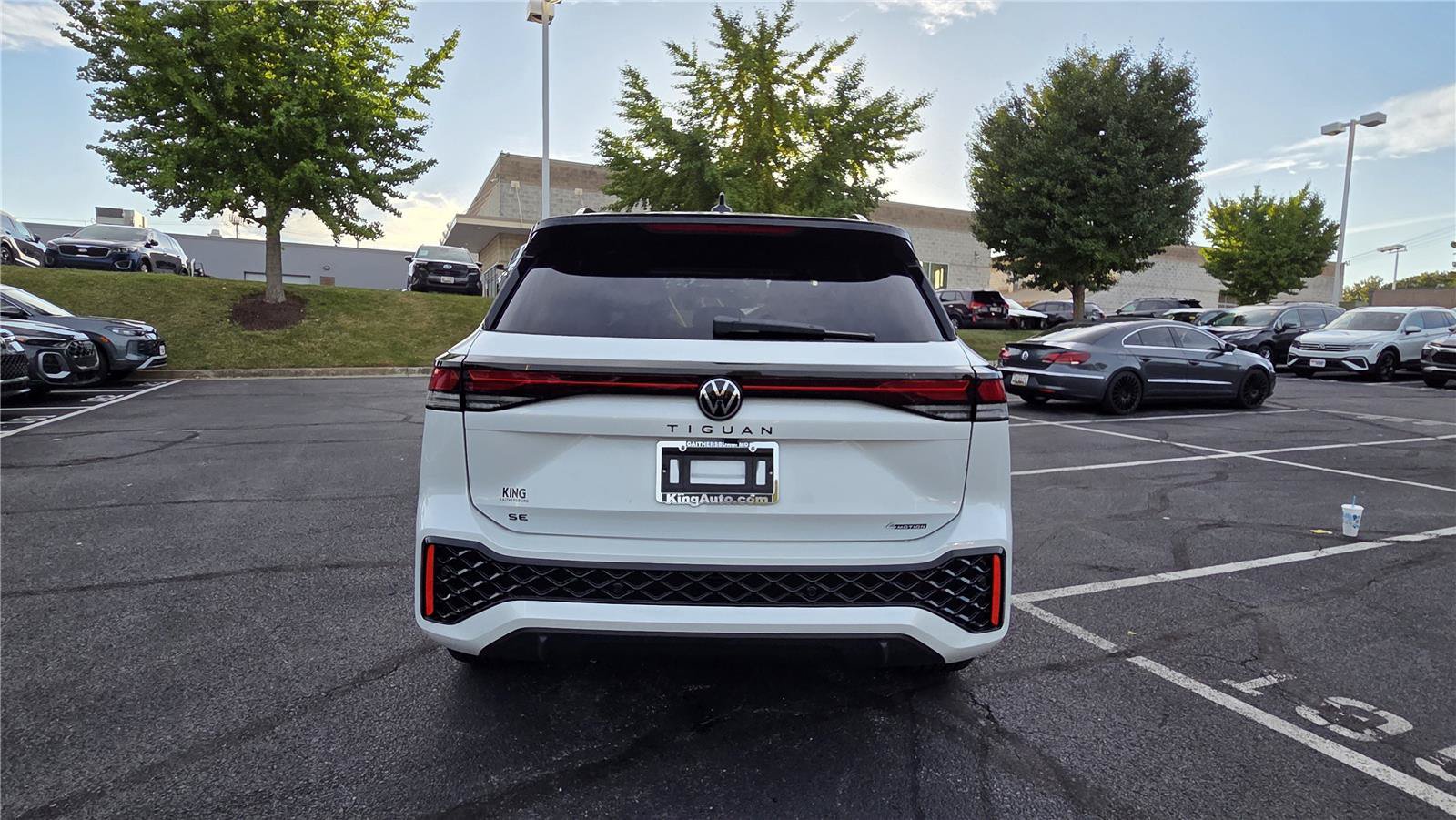 New 2026 Volkswagen Tiguan SE R-Line AWD/4WD image 37