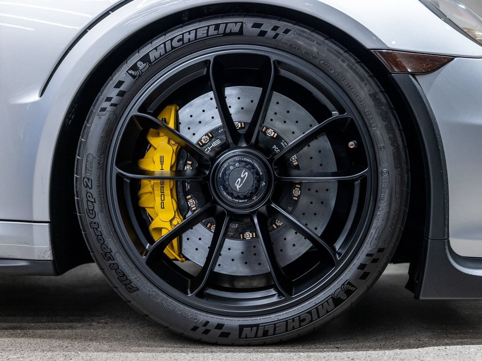 Certified 2016 Porsche 911 GT3 RS RWD image 20