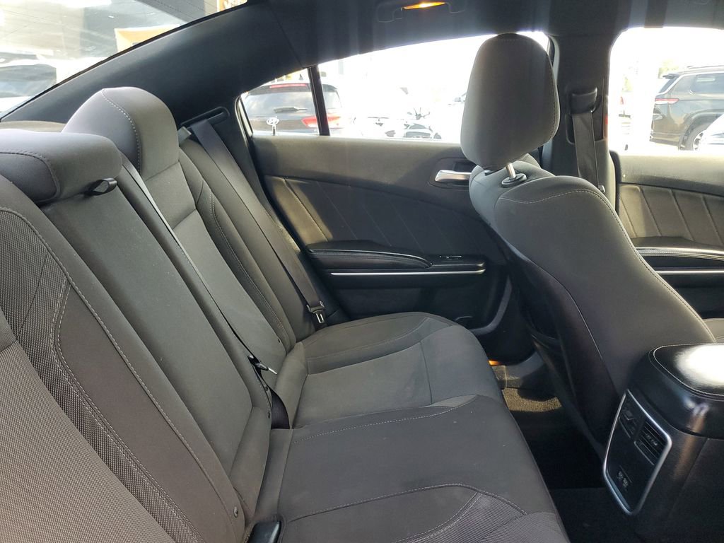Used 2019 Dodge Charger SXT image 30