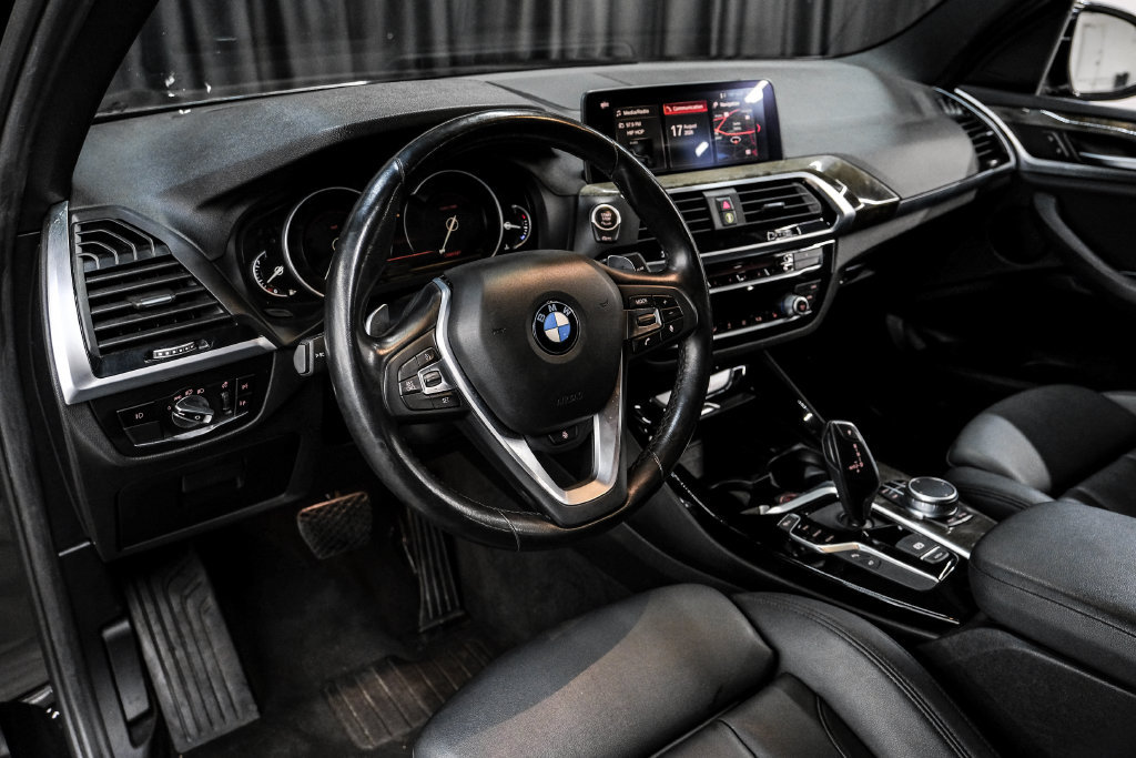 Used 2019 BMW X3 sDrive30i w/ Premium Package RWD image 3