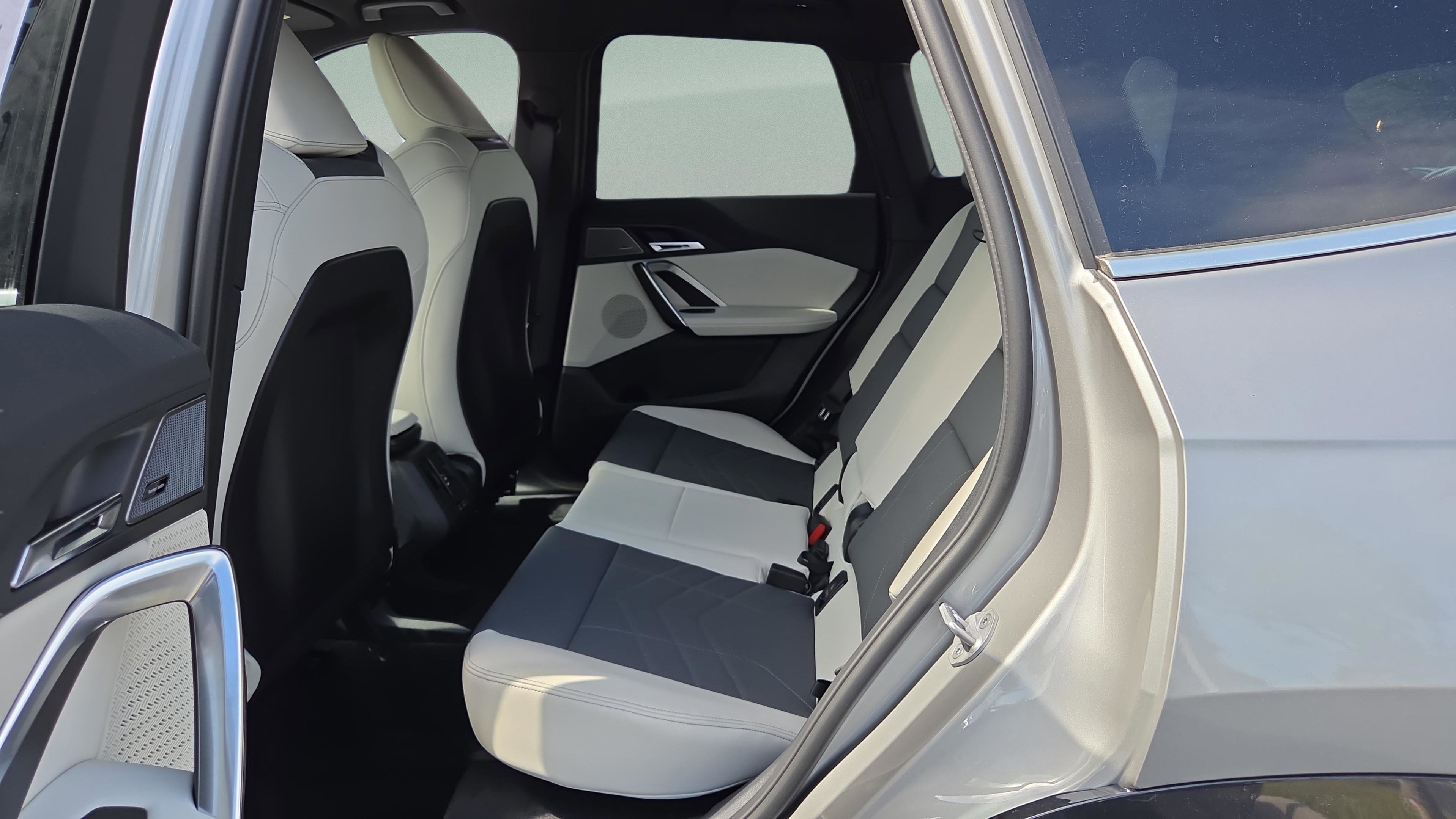 New 2026 BMW X1 xDrive28i w/ Technology Package AWD/4WD image 12