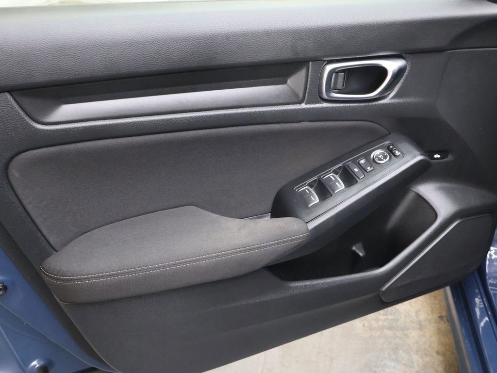 Used 2025 Honda Civic Sport image 16