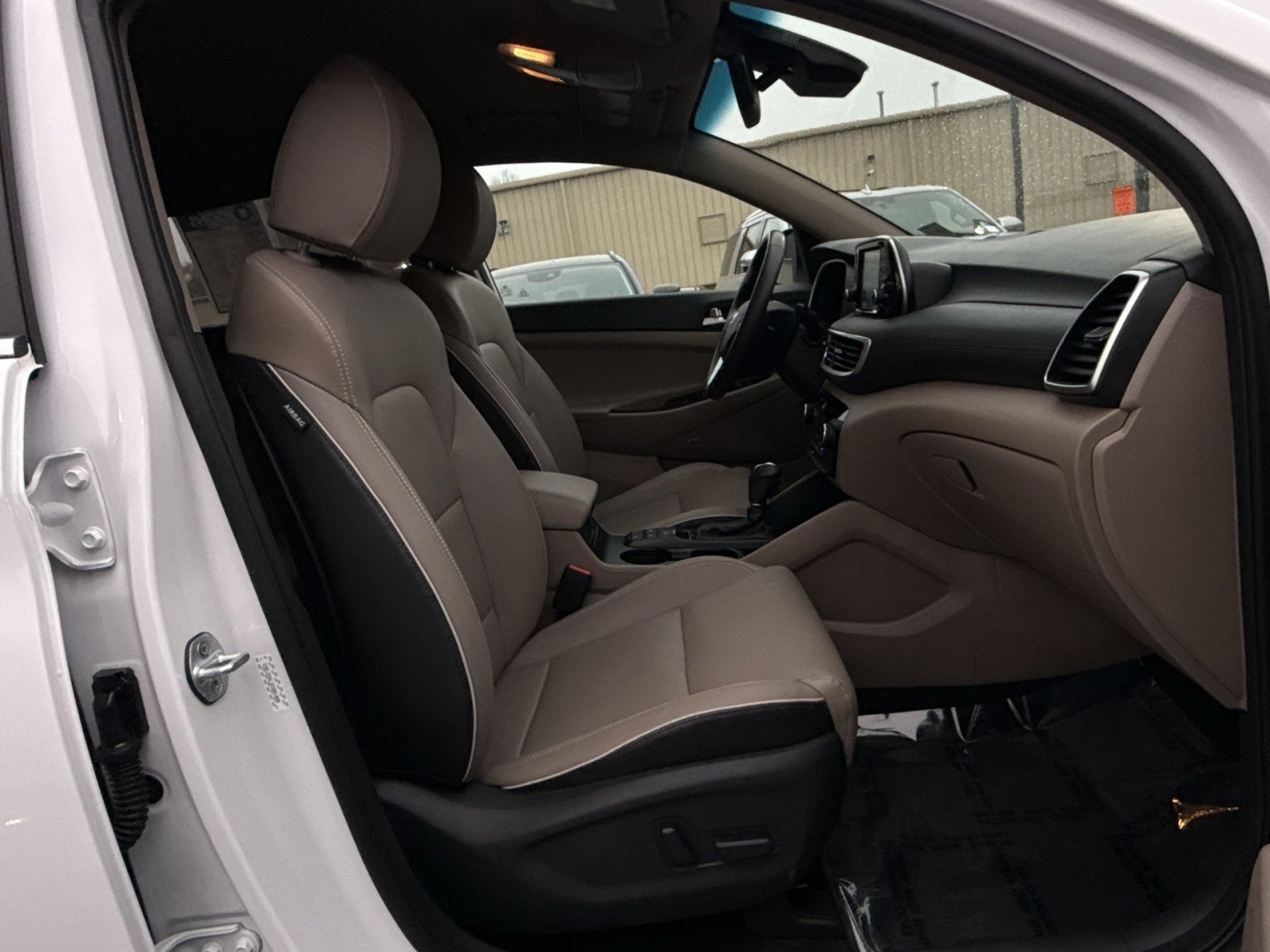 Used 2019 Hyundai Tucson Limited w/ Cargo Package image 23