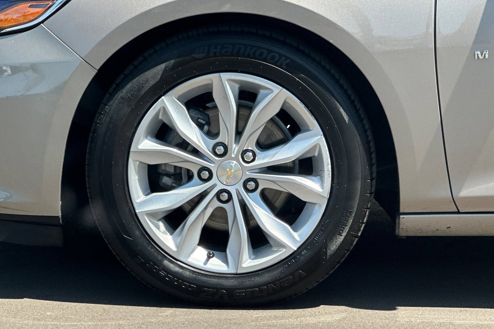 Used 2023 Chevrolet Malibu LT FWD image 35