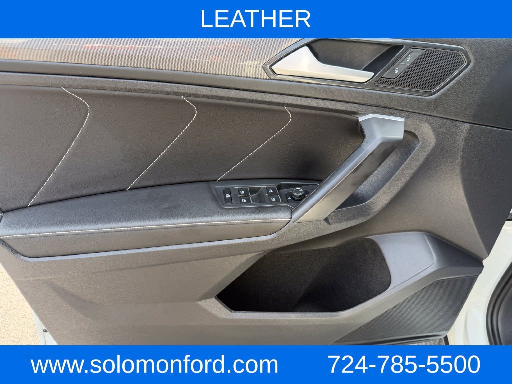 Used 2023 Volkswagen Tiguan SE R-Line FWD image 17