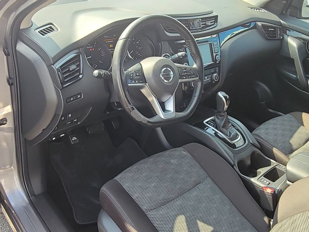 Used 2022 Nissan Rogue Sport SV FWD image 10