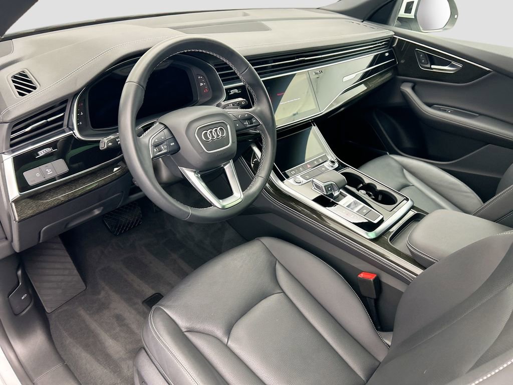 Certified 2025 Audi Q8 Premium Plus w/ Premium Plus Package image 9