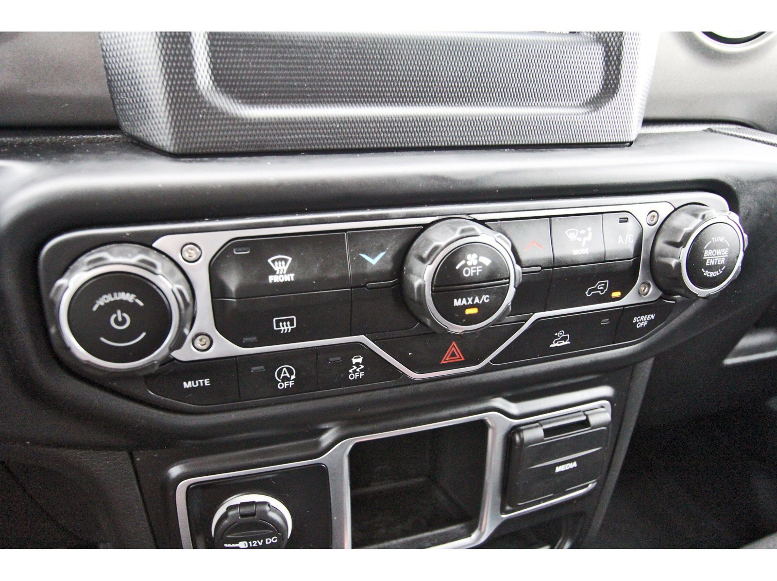 Used 2023 Jeep Wrangler Sport AWD/4WD image 24